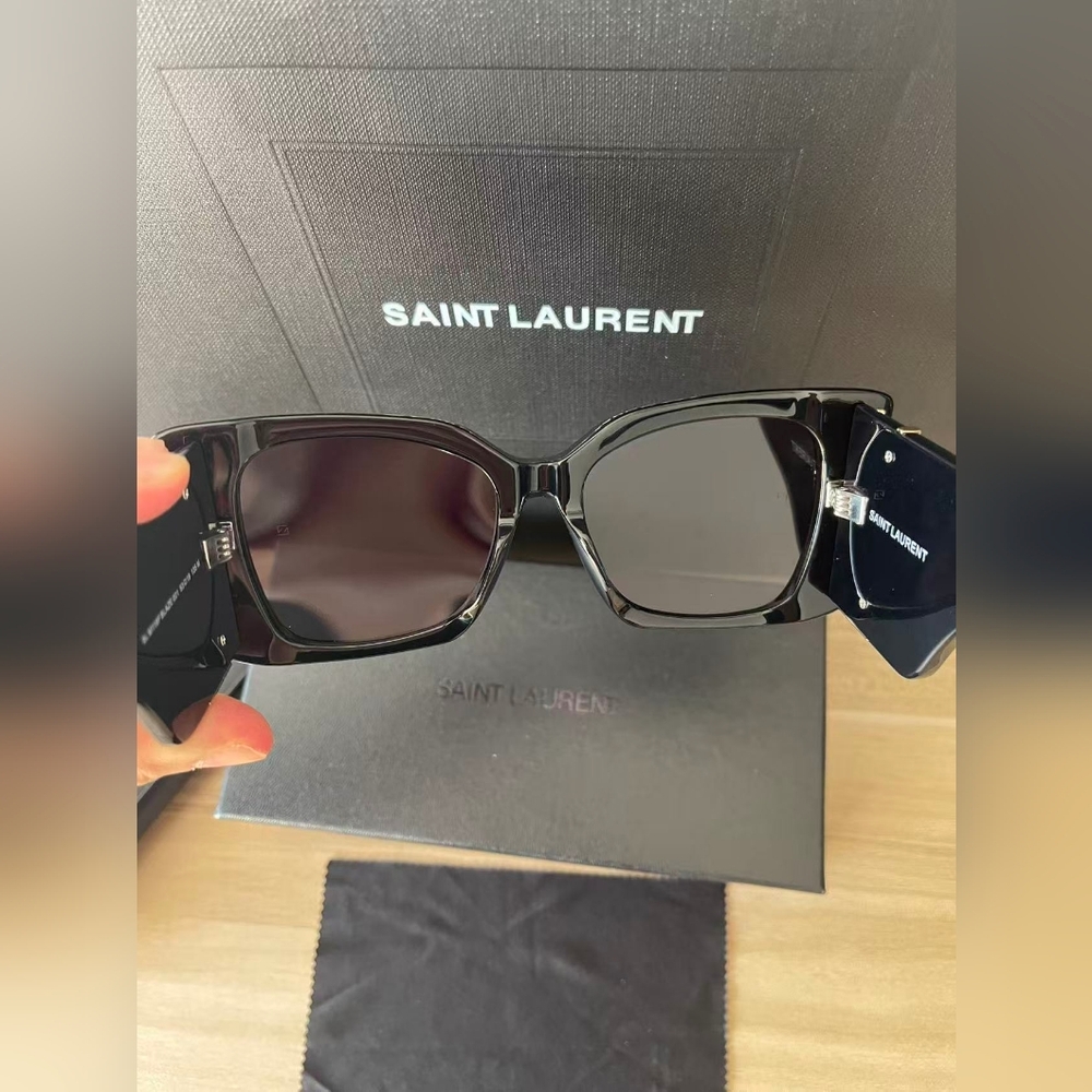 Yves Saint Laurent Black Sunglasses with Gold YSL Emblem - Picture 9 of 10